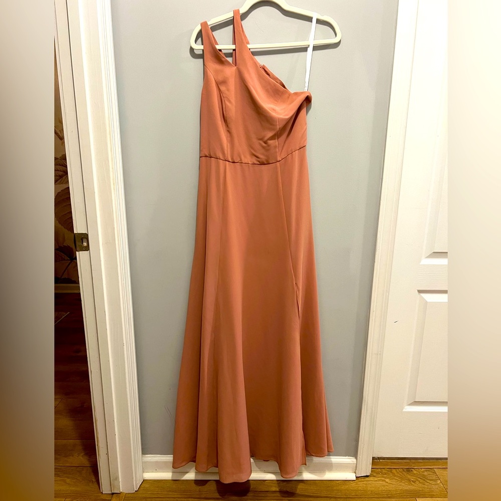 David’s Bridal Coral Dress